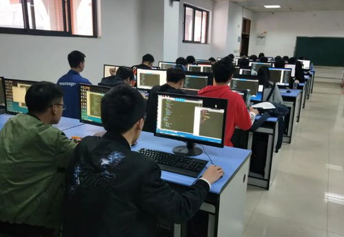 容易后悔的專業(yè)選擇排行榜 醫(yī)學穩(wěn)居榜首，法學意外落選，計算機網絡工程表現如何？